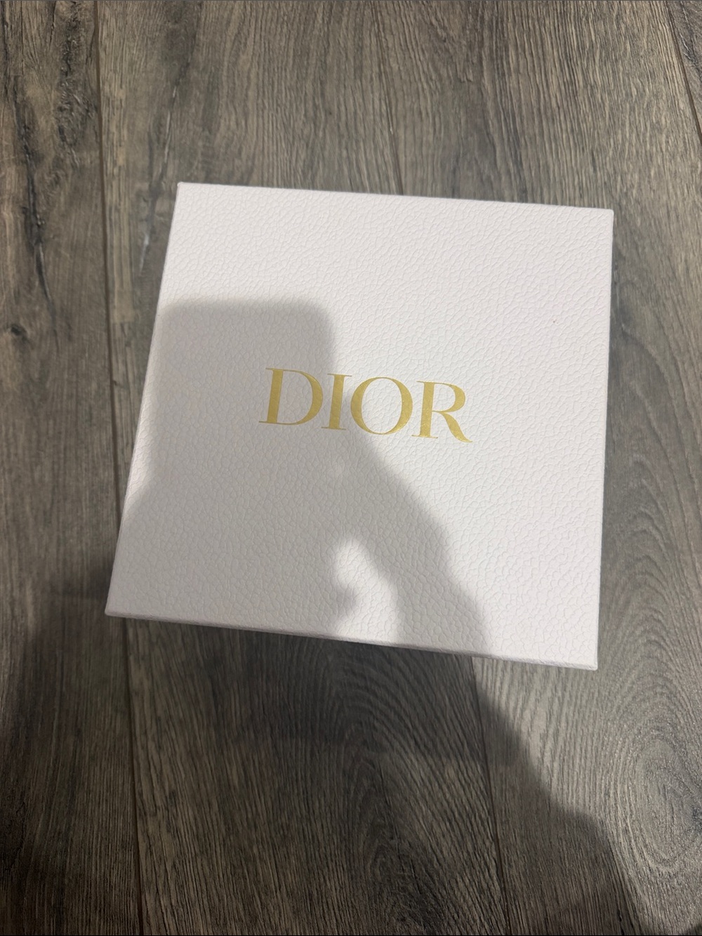 • Dior •  White Box with Gold Lettering - Picture 2 of 4